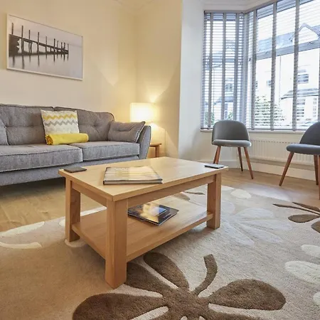 4 Bed In Oc-sz443 Casa de Férias